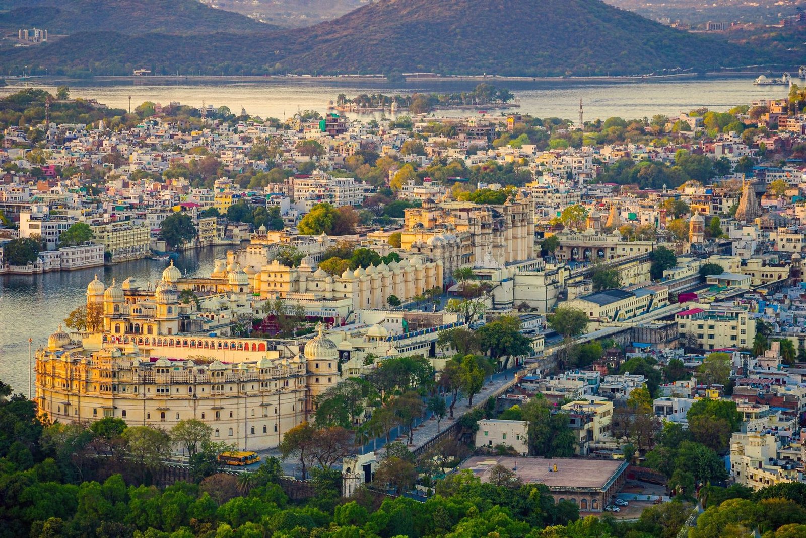 Udaipur seen from above, the old city and the City Palace along the edge of Lake Pichola
